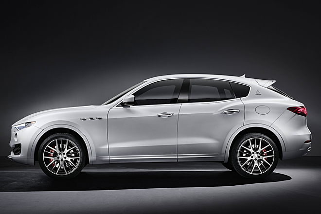 Auch Maserati betritt das SUV-Segment. Levante hgeißt das Auto, zu dem es jetzt erste offizeille Bilder, aber noch keine Fakten gibt