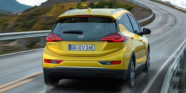 Opel Ampera-e: 50 Prozent mehr Reichweite als Mitbewerber