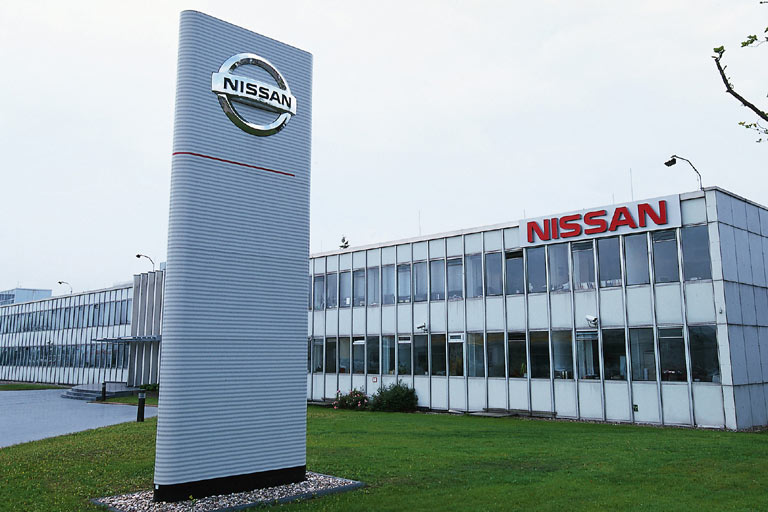 Zum Vergleich: Die bisherige Nissan-Zentrale in Brühl war ... nun ja, schrecklich