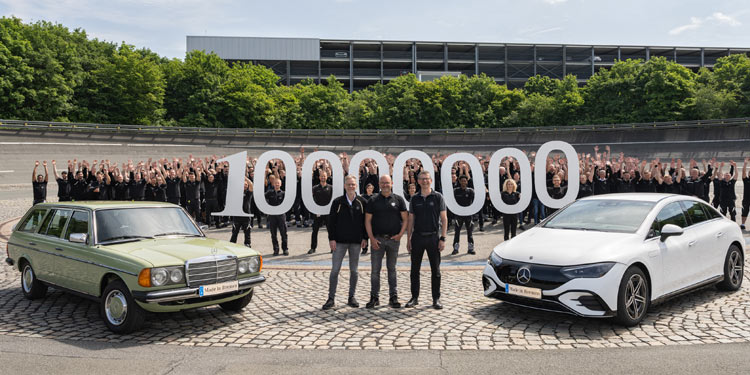 Vom S123 zum EQE: Mercedes feiert Produktionsjubilum in Bremen