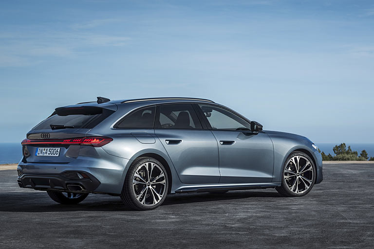 »Schne Kombis heien Avant«: Stimmt der alte Audi-Slogan noch, fragt zum Schluss der Beauty-Shot des neuen A5 Avant