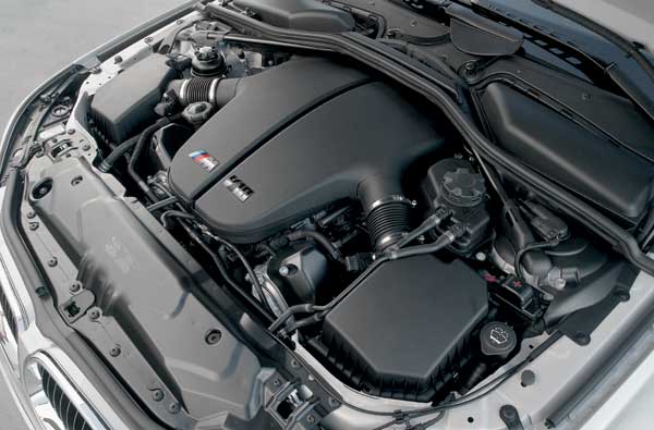 Das Herzstck: BMW verbaut jetzt zehn Zylinder mit 507 PS und jeder Menge High-Tech
