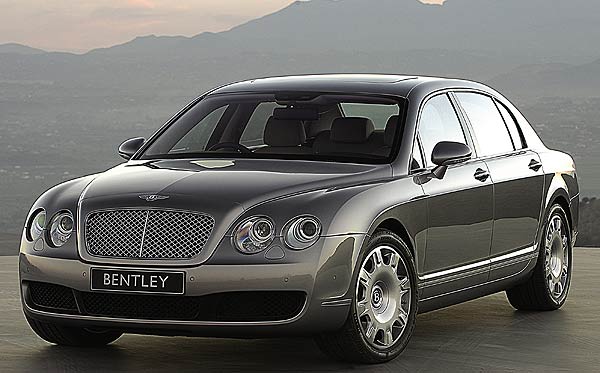 Gestatten, Bentley Continental »Flying Spur«