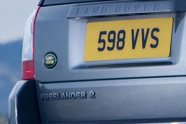 Ungewhnlich: Land Rover ergnzt den Namen um die »2« zur Kennzeichnung der zweiten Generation