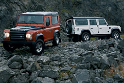 Land Rover: Zwei Defender-Sondermodelle zur IAA