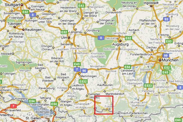 Europas längste Autobahn, die deutsche A7, ist nun durchgehend befahrbar. Sieben Jahre haben die Arbeiten am letzten Teilstück in Bayern gedauert. <a class='ext' target='_blank' href='http://maps.google.de/maps?ie=UTF8&ll=47.611718,10.593567&spn=0.658243,1.231842&z=10'>Großansicht bei Google Maps</a>