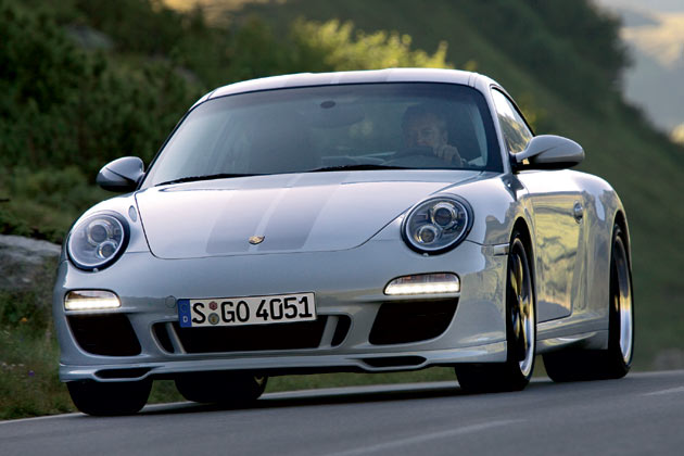 Porsche bringt zur IAA eine Kleinserie des 911. Der »Sport Classic« basiert auf dem Carrera S. Erkennungszeichen sind »