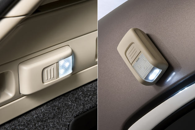 Nettes Detail ist eine serienmige LED-Akku-Taschenlampe mit integrierter Ladestation, die auch herausgenommen und, per Magnet befestigt, etwa beim Reifenwechsel behilflich sein kann