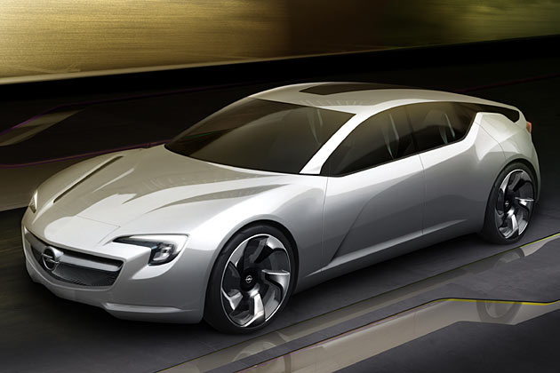 Zweieinhalb Jahre nach dem letzten Flextreme zeigt Opel einen aktualisierten Ausblick auf die elektrisch betriebene Mittelklasse-Limousine