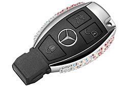 Mercedes: Swarovski-Steinchen fr den Fahrzeugschlssel