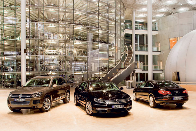 Auf Wunsch liefert VW auch die Modelle Touareg und Passat CC in Dresden aus