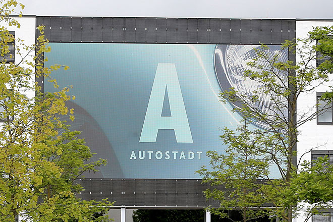 Mit einem A als Logo geht die Autostadt anlässlich des 13. Geburtstags am 1. Juni 2013 in die Zukunft